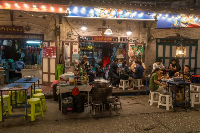 MARŻA W GASTRONOMII – JAK JĄ POLICZYĆ I ZWIĘKSZYĆ ZYSKI W LOKALU